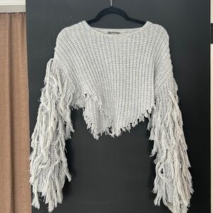 Cropped v tassel sweater